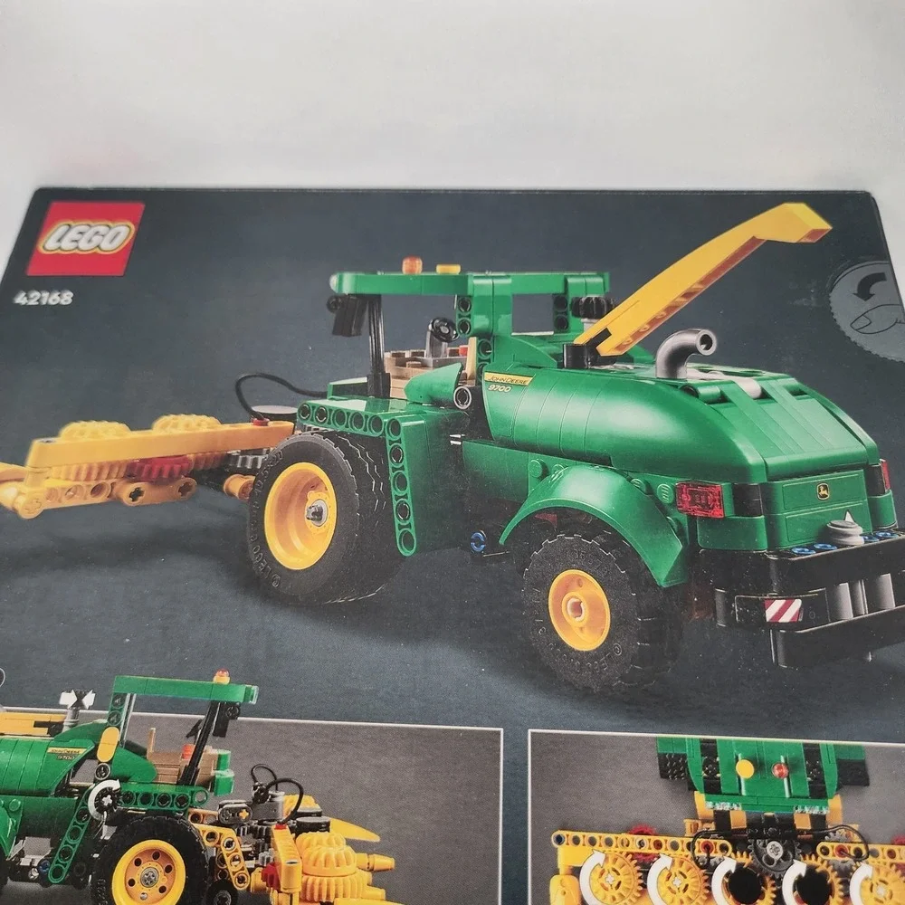 LEGO Technic 42168 John Deere 9700 Forage Harvester Sealed 559 PCS